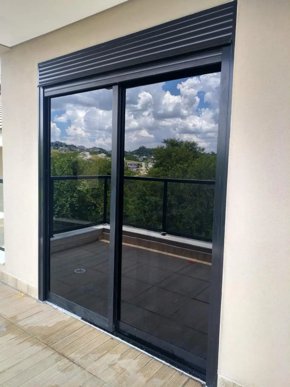 Insulfilm Residencial: trabalho com película