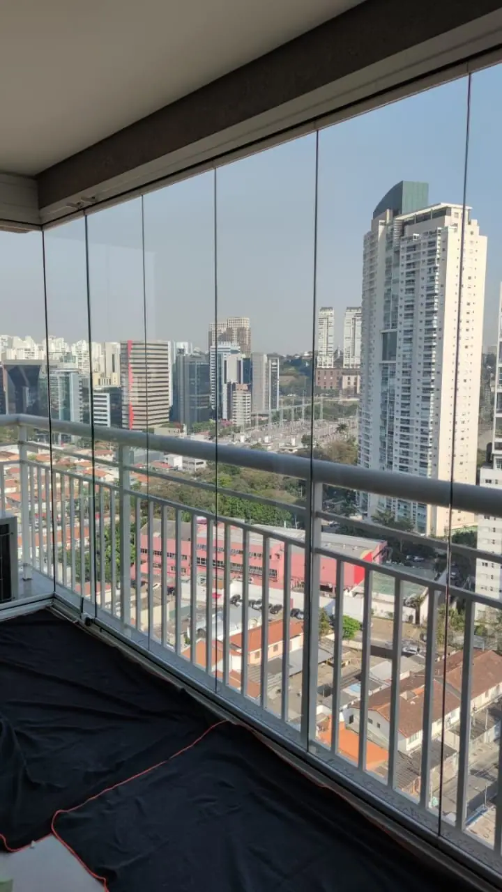 Película em Varanda – Redução de Calor