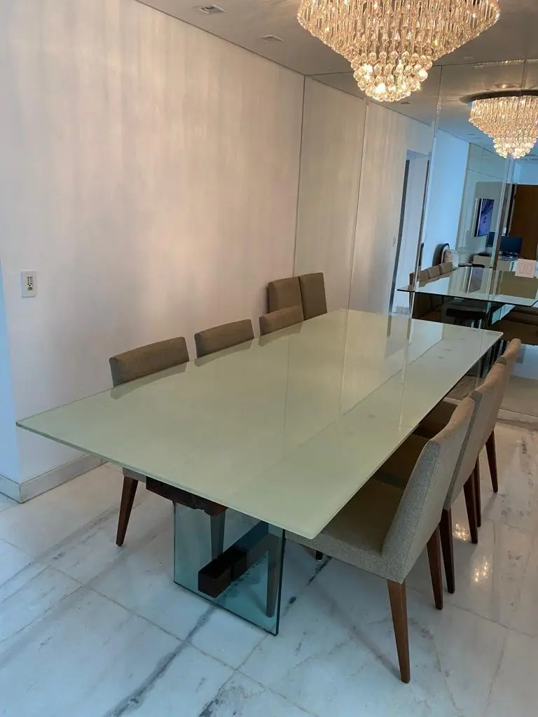 Película para Mesa de Vidro: trabalho com película